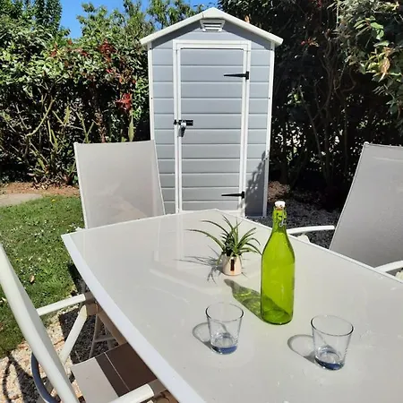 L'aurore De La Baie, Vue Sur Le Mont-saint-michel Huisnes-sur-Mer