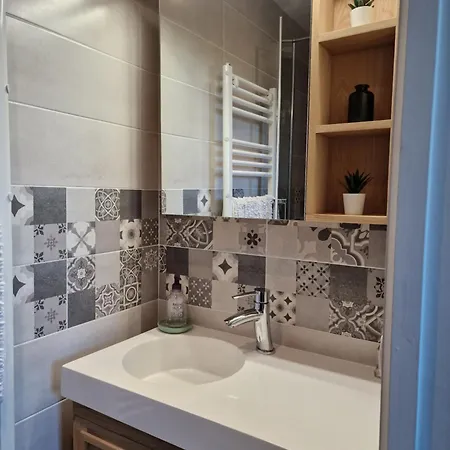 L'aurore De La Baie, Vue Sur Le Mont-saint-michel 住宿加早餐酒店 3*