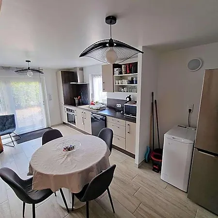 Bed & Breakfast L'aurore De La Baie, Vue Sur Le Mont-saint-michel 4*
