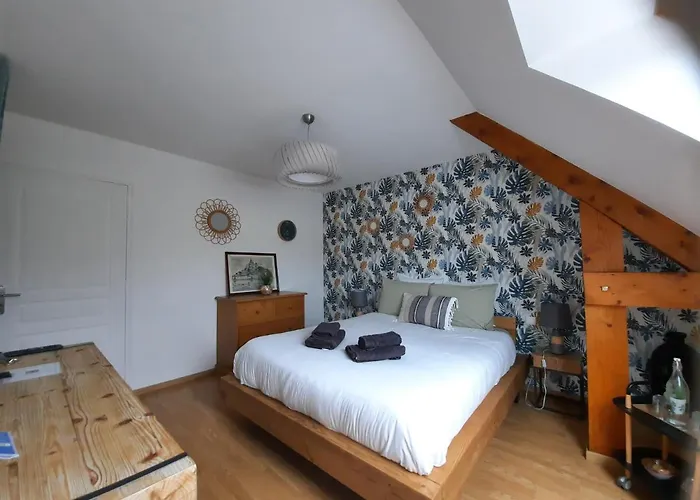 L'aurore De La Baie, Vue Sur Le Mont-saint-michel Huisnes-sur-Mer