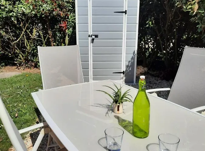 L'aurore De La Baie, Vue Sur Le Mont-saint-michel Huisnes-sur-Mer