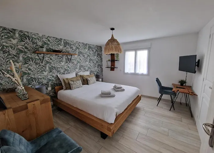 L'aurore De La Baie, Vue Sur Le Mont-saint-michel Bed & Breakfast