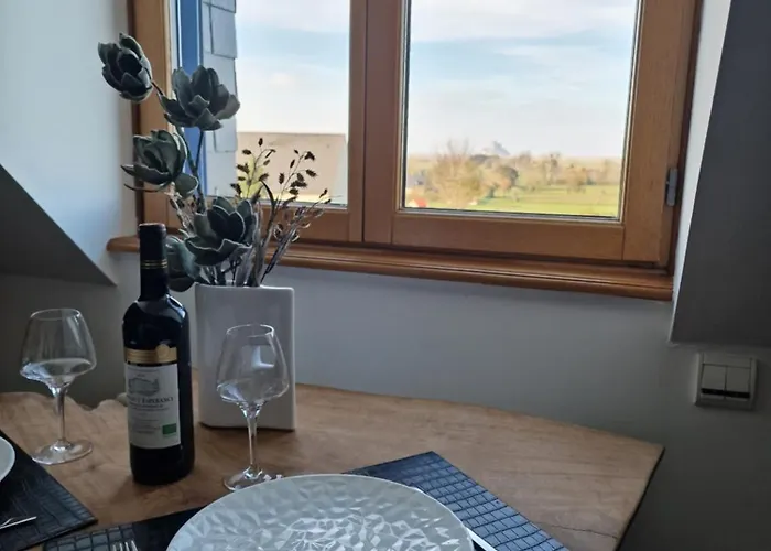 Alojamento de Acomodação e Pequeno-almoço L'aurore De La Baie, Vue Sur Le Mont-saint-michel 3*