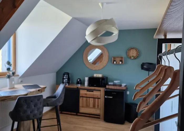 L'aurore De La Baie, Vue Sur Le Mont-saint-michel Alojamento de Acomodação e Pequeno-almoço 3*