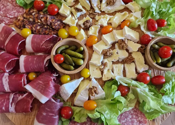 L'aurore De La Baie, Vue Sur Le Mont-saint-michel